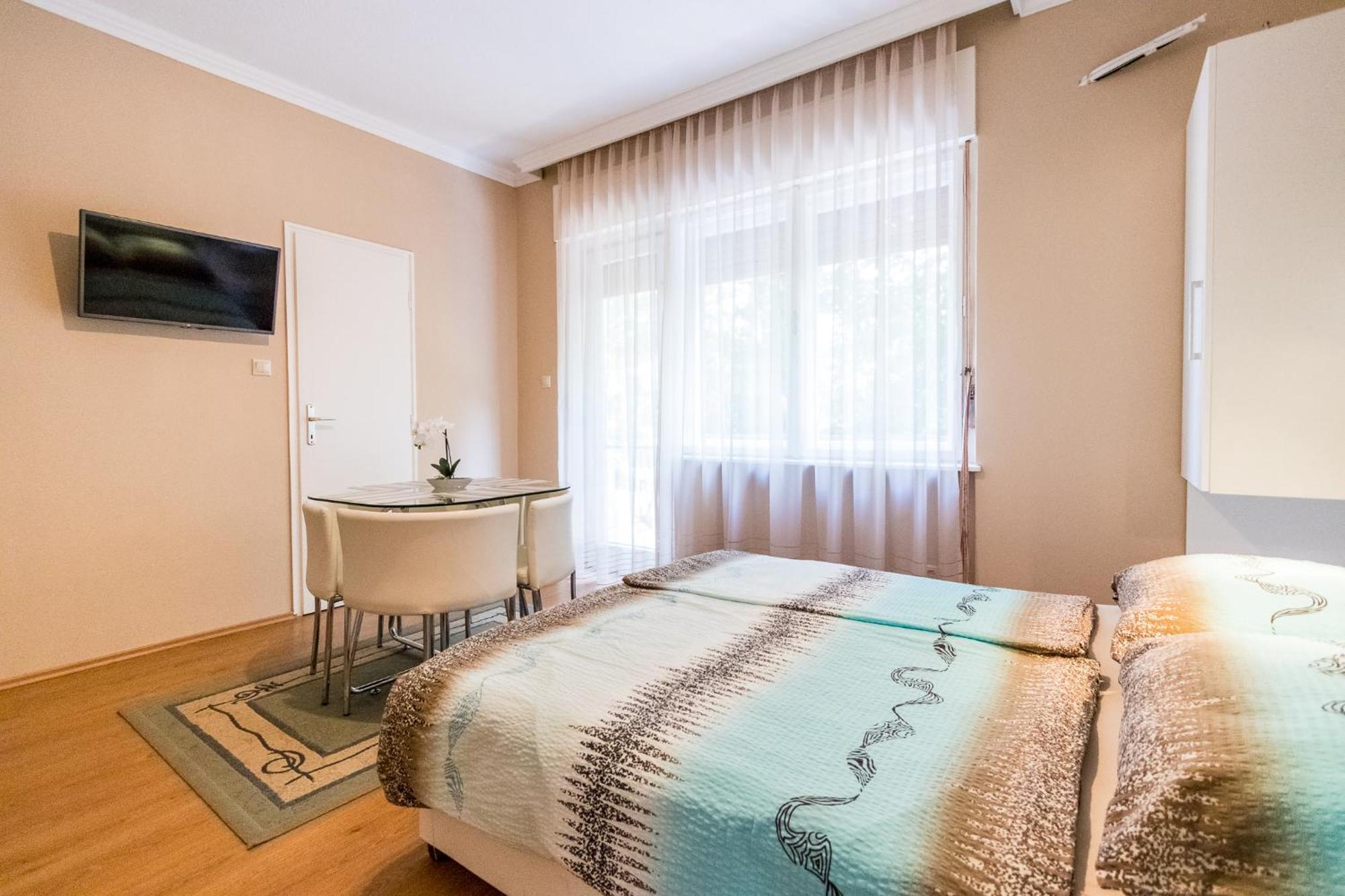 שיופוק Lara Apartments מראה חיצוני תמונה